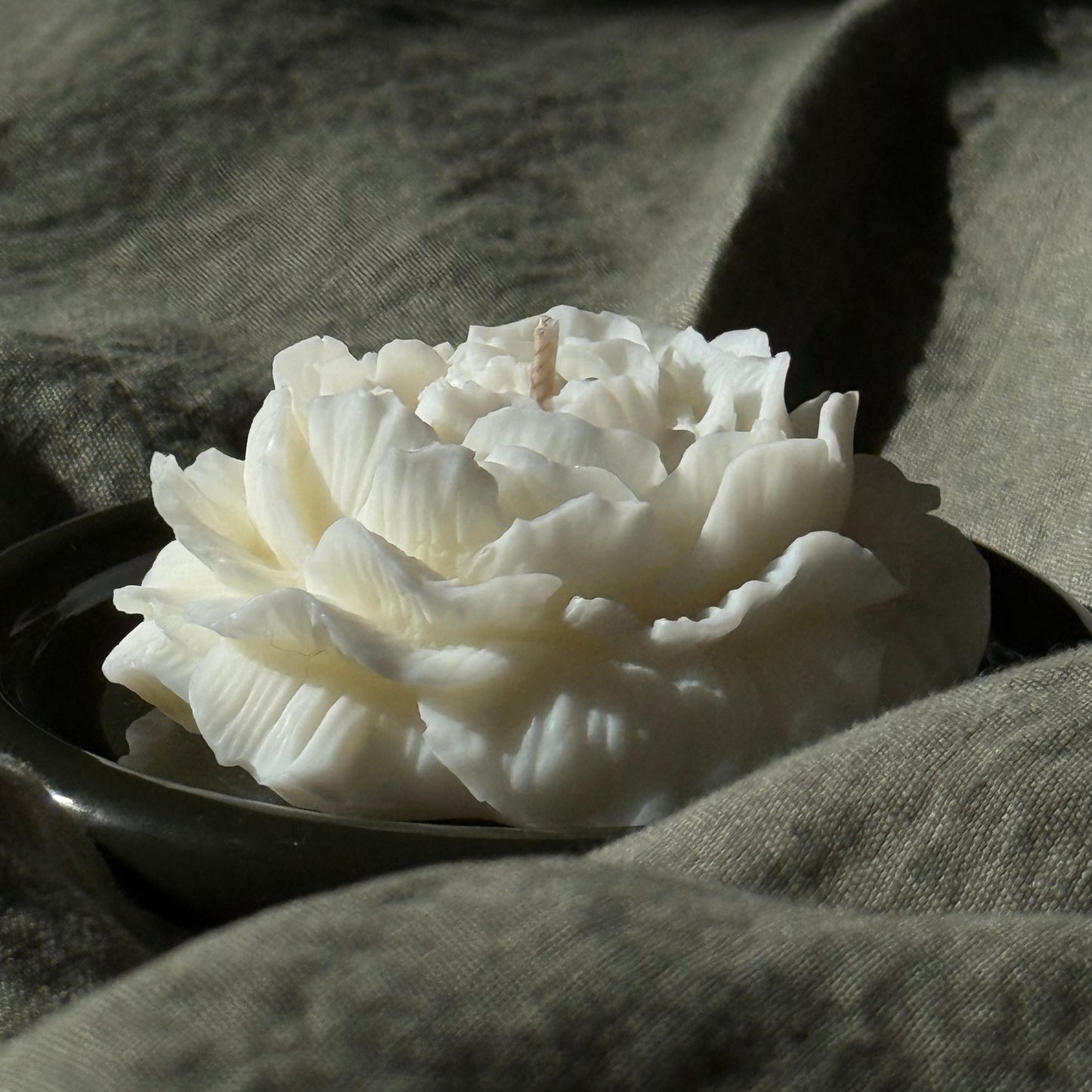 Flower candle
